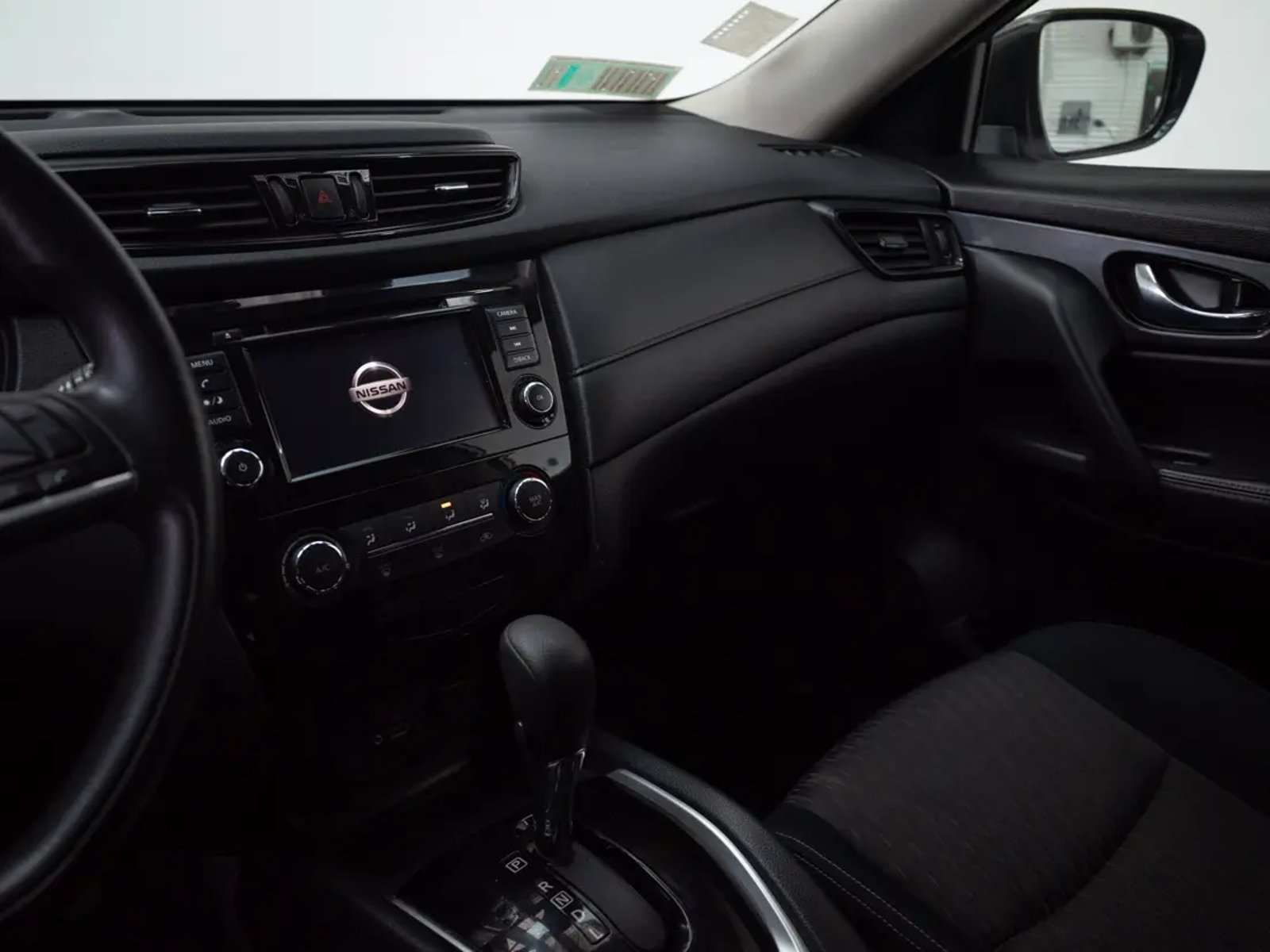 Nissan X-TRAIL 2021 - Imagen 10 de 17