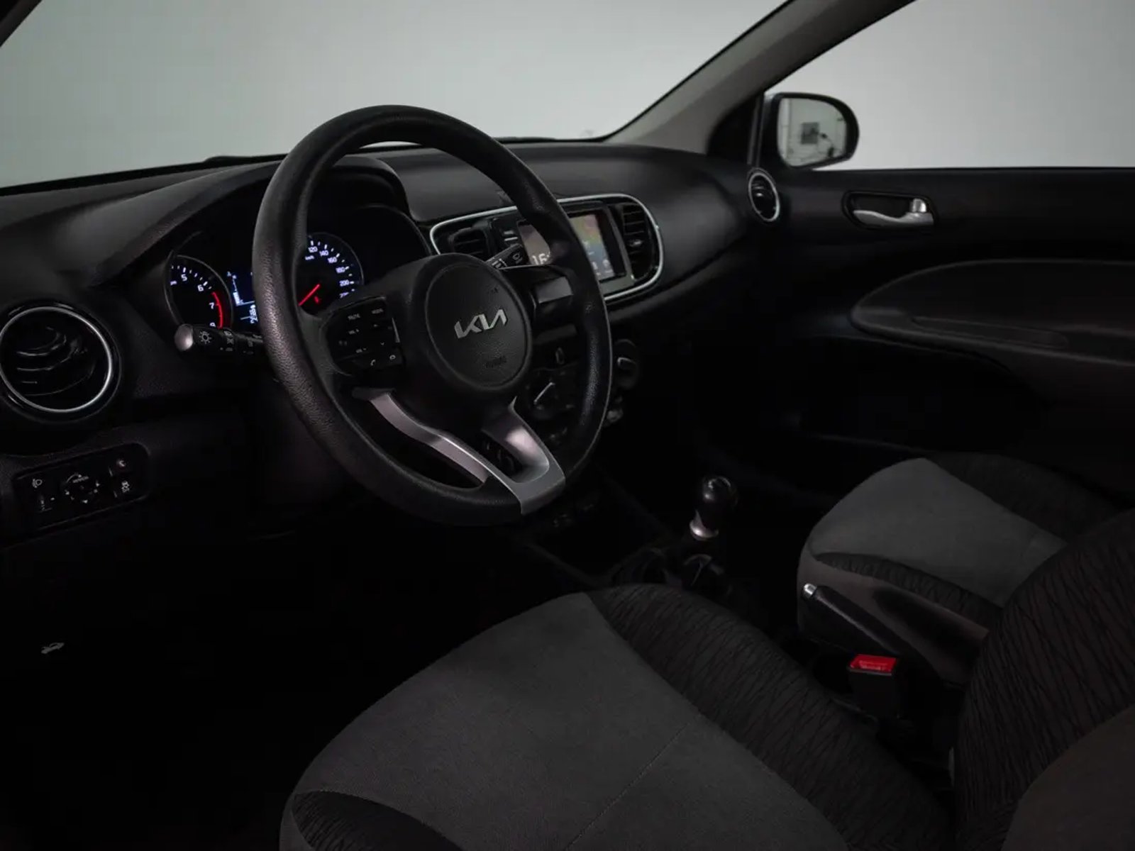 KIA SOLUTO 2025 - Imagen 14 de 19