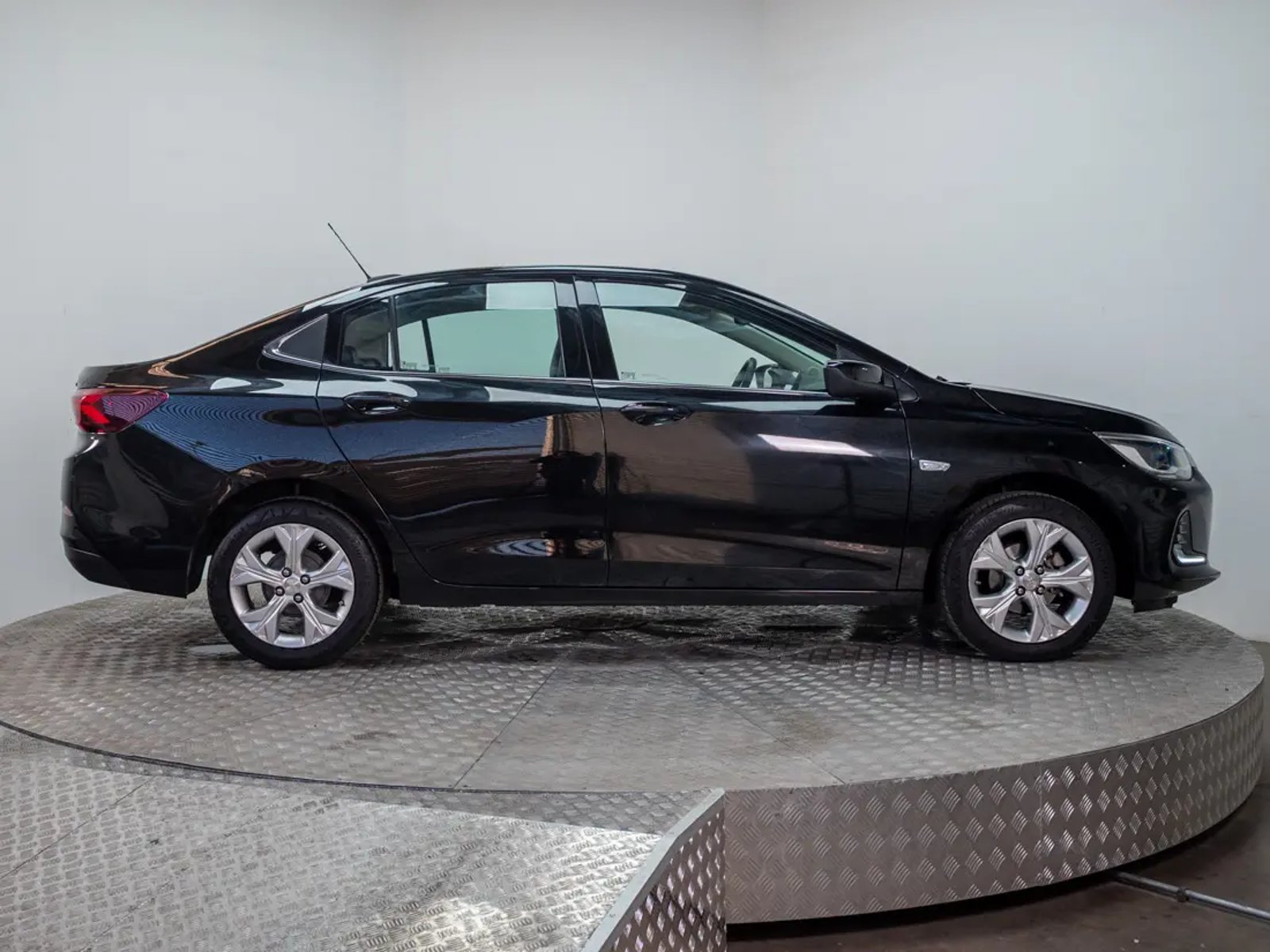 CHEVROLET ONIX 2022 - Imagen 10 de 19