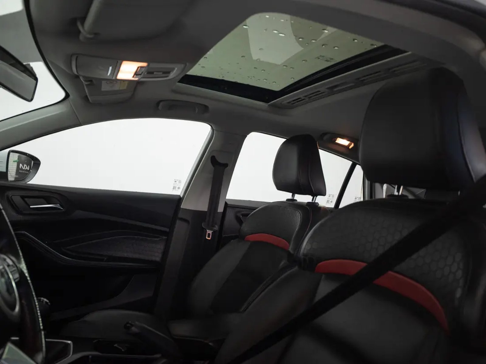 MG GT 2024 - Imagen 15 de 20