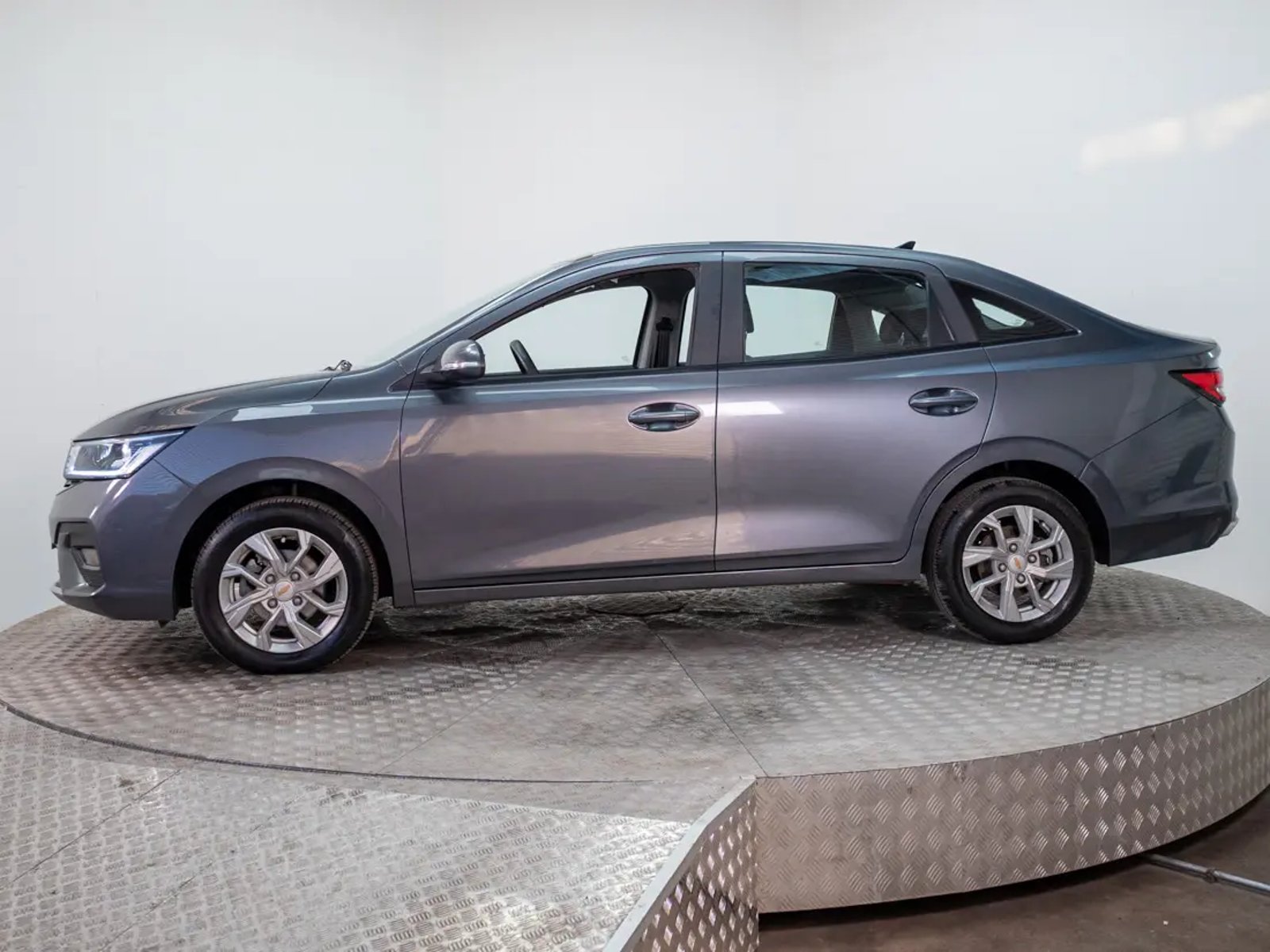 Chevrolet SAIL 2024 - Imagen 6 de 18