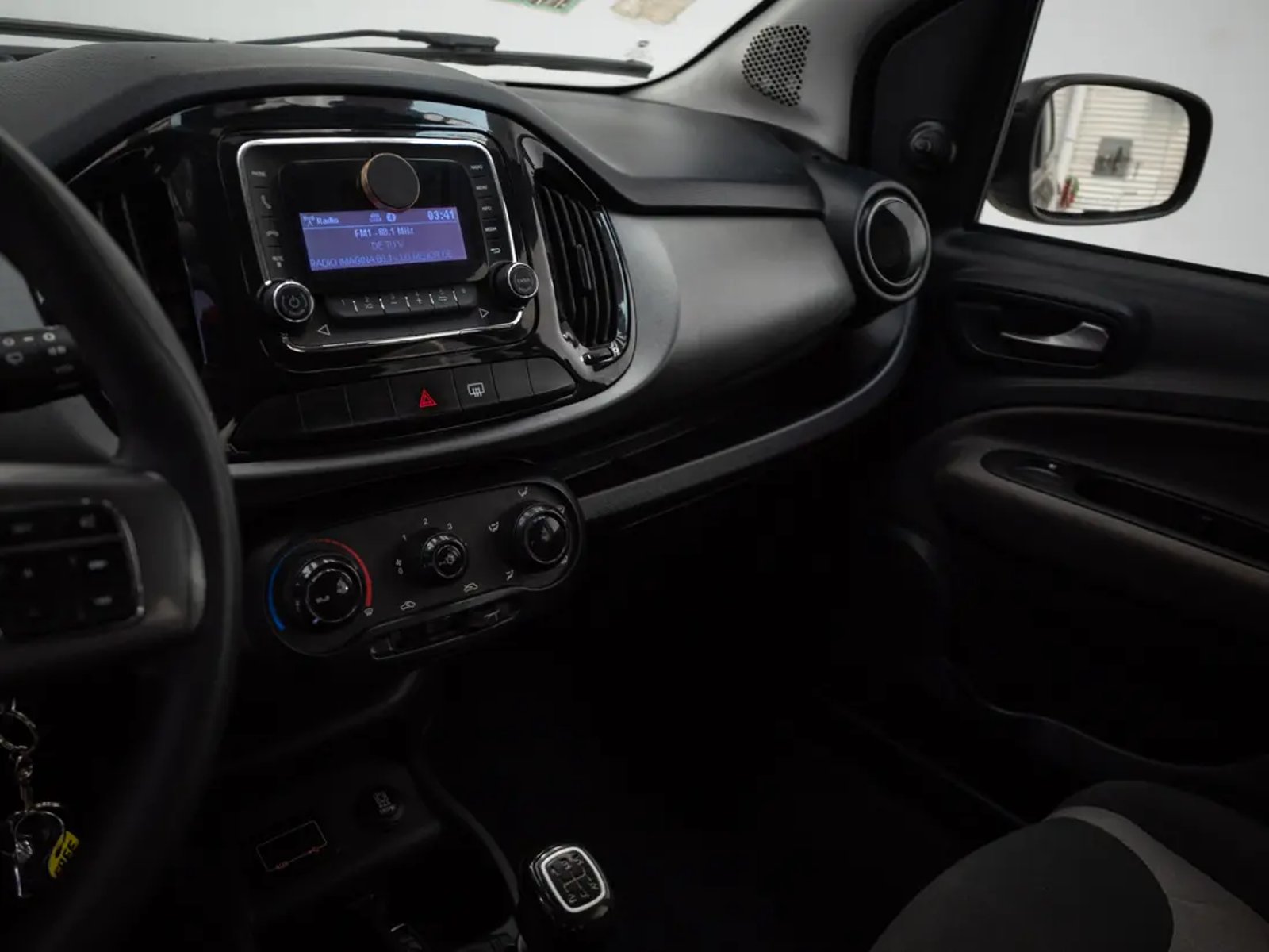 Fiat UNO 2018 - Imagen 12 de 19