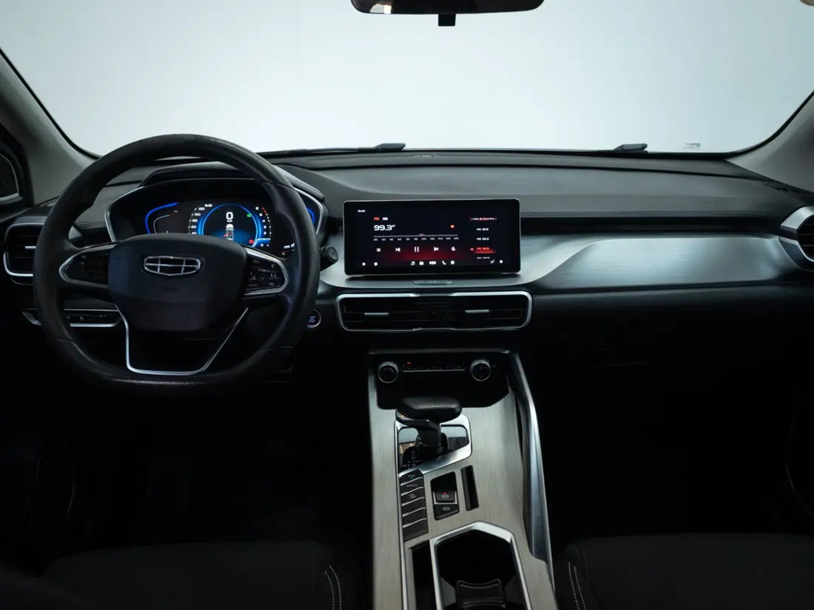 GEELY COOLRAY 2023 - Imagen 16 de 18
