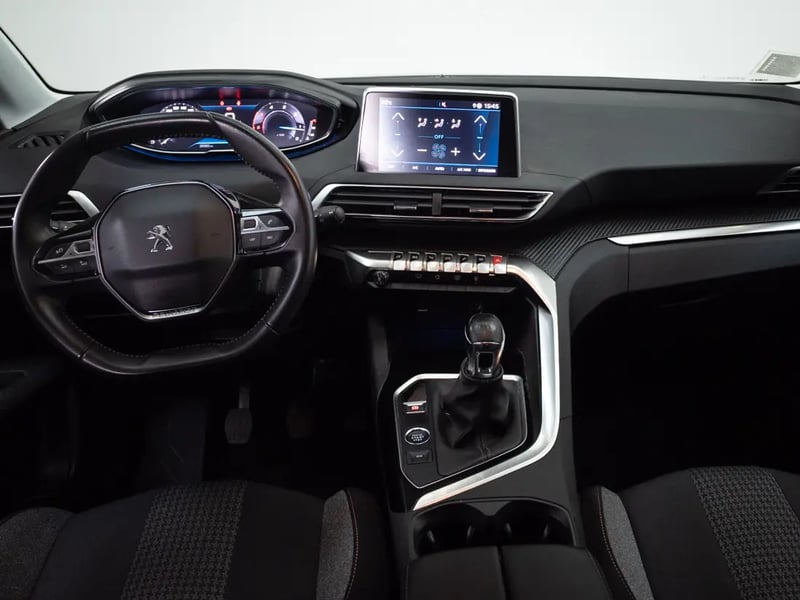 Peugeot 3008 2023 - Imagen 15 de 20