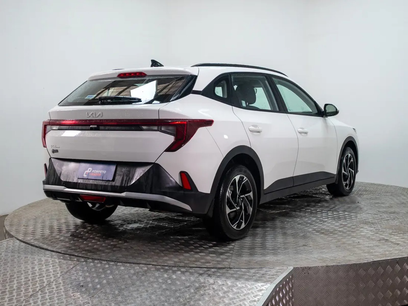 KIA K3 Cross 2025 - Imagen 10 de 19