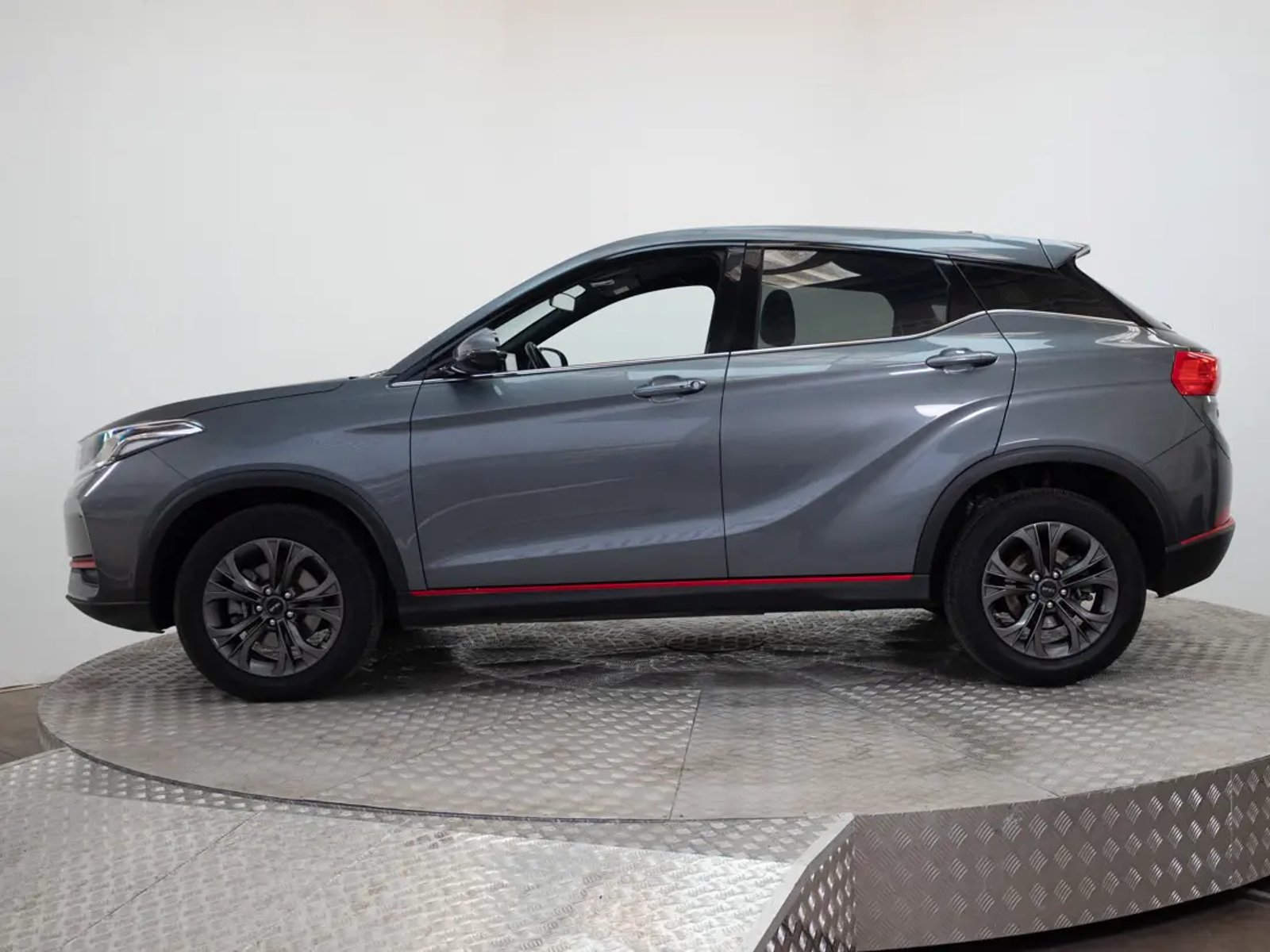 DFSK SUV 500 2025 - Imagen 9 de 20