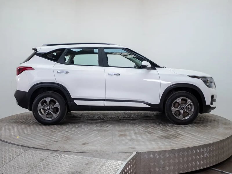Kia SELTOS 2023 - Imagen 8 de 20