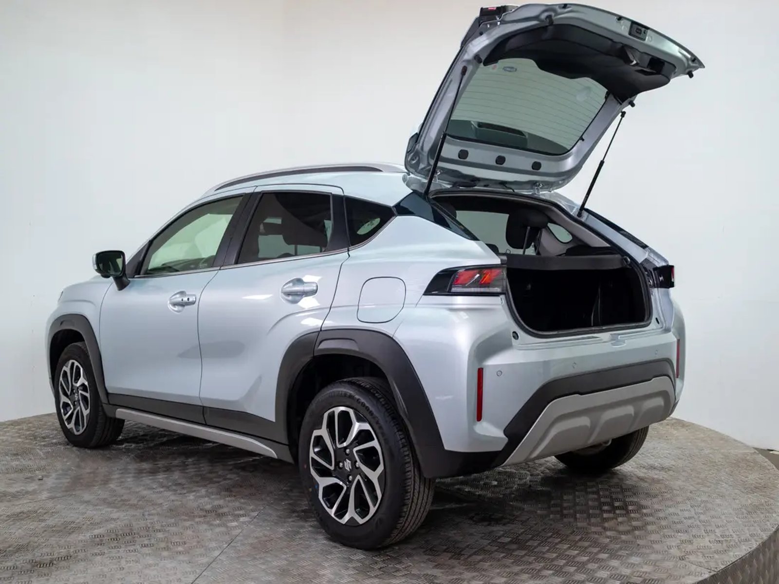 Suzuki FRONX 2024 - Imagen 10 de 20
