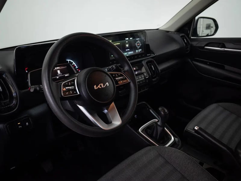 Kia SONET 2023 - Imagen 11 de 20