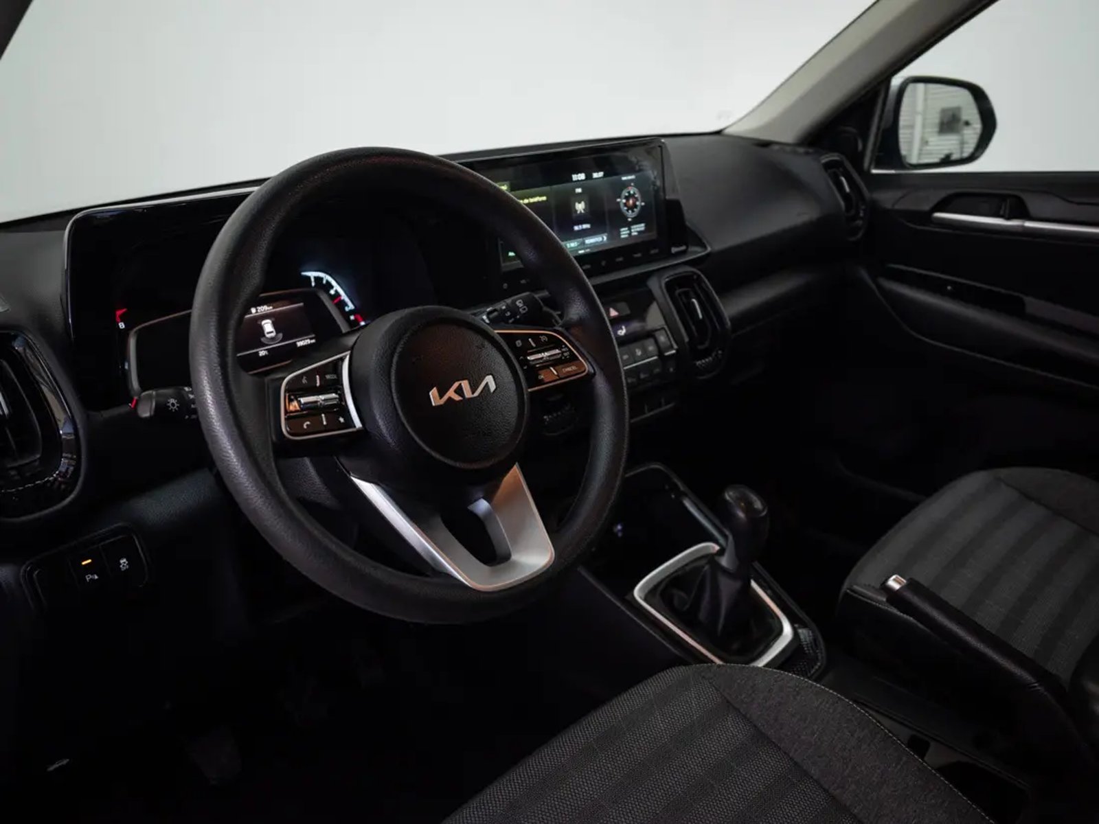 Kia SONET 2023 - Imagen 11 de 20