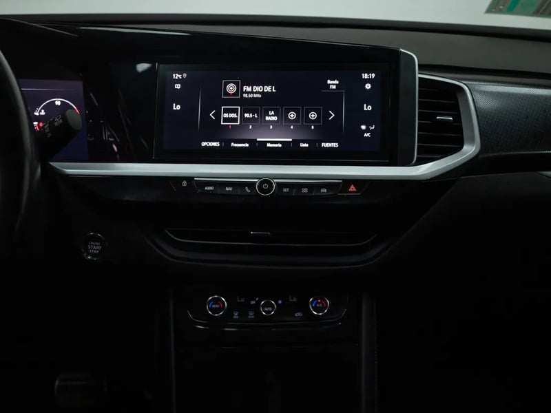 Opel GRANDLAND 2024 - Imagen 16 de 18