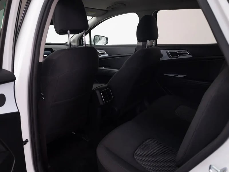 Kia SPORTAGE 2023 - Imagen 14 de 20