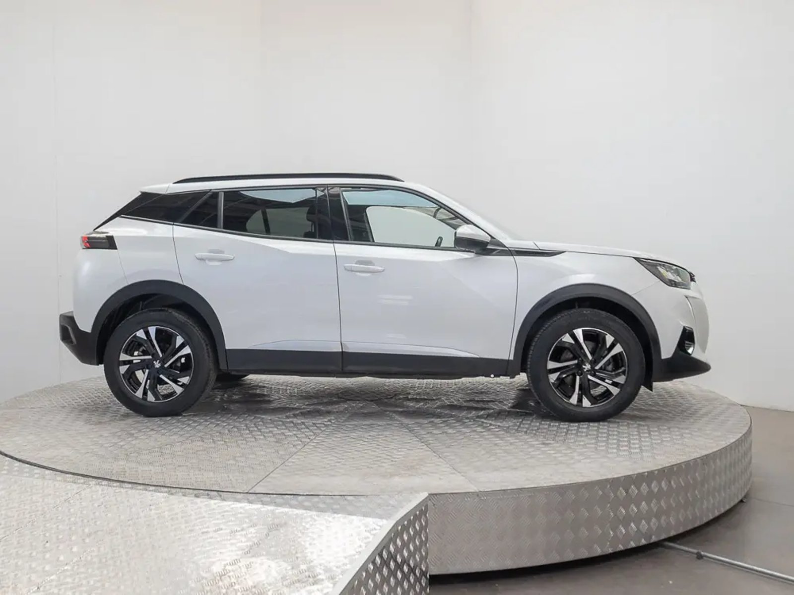PEUGEOT 2008 2021 - Imagen 5 de 16