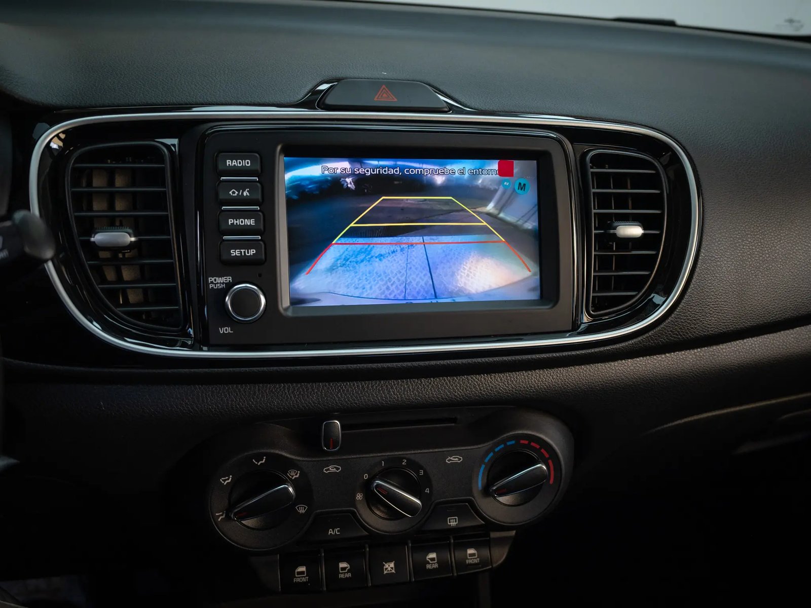 Kia SOLUTO 2026 - Imagen 10 de 19