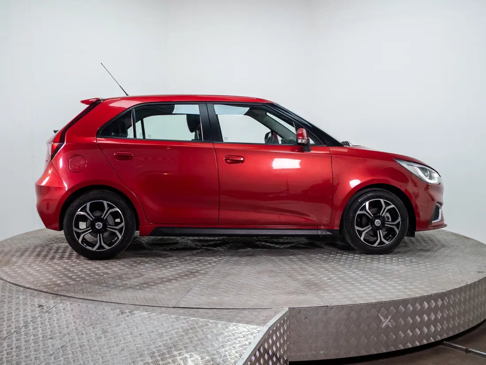 MG 3 2020 - Imagen 8 de 19