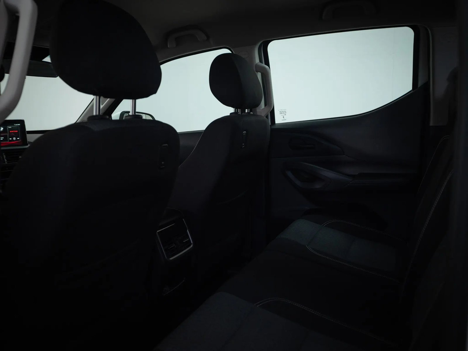PEUGEOT LANDTREK 2024 - Imagen 12 de 16