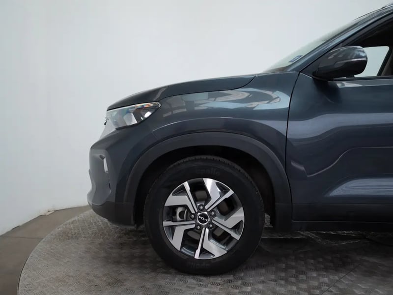 Kia SONET 2023 - Imagen 17 de 20