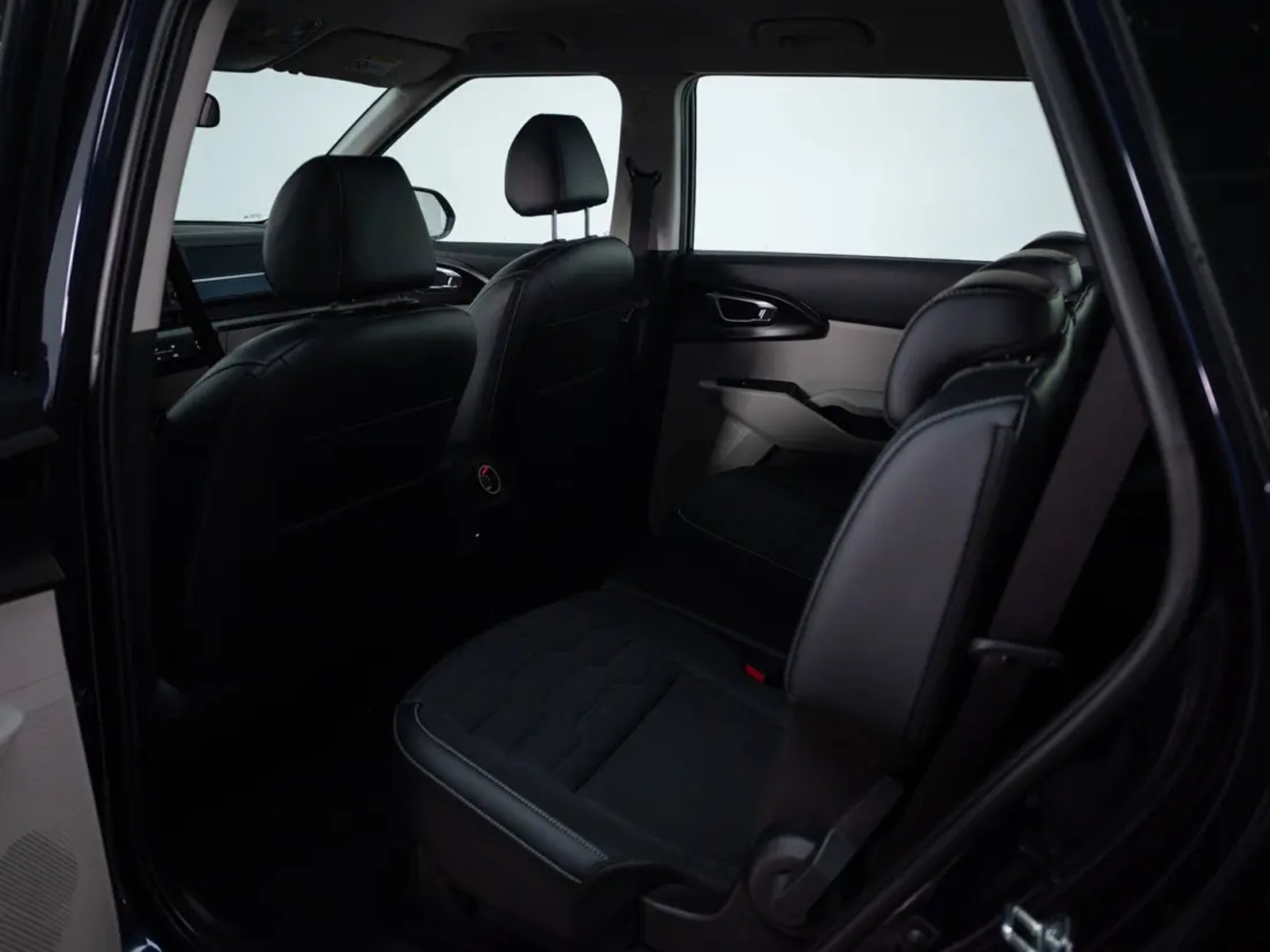 Kia CARENS 2026 - Imagen 12 de 18