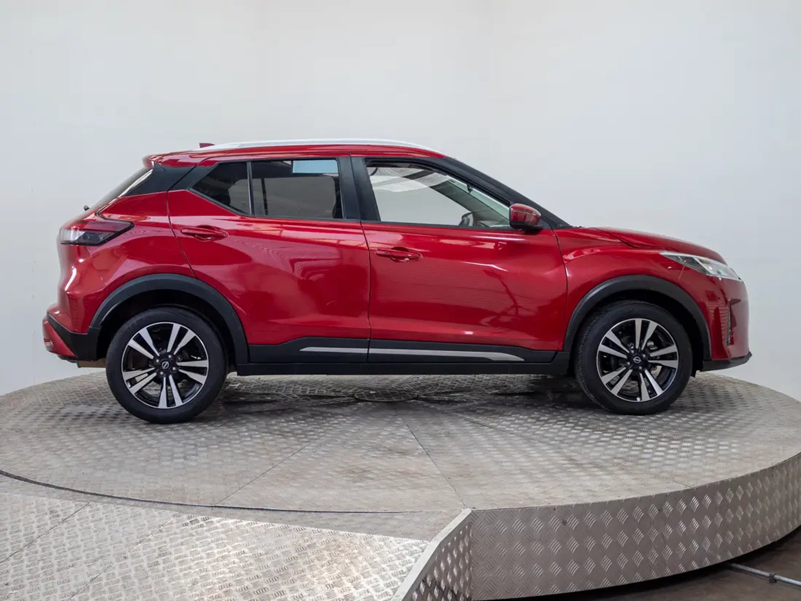 Nissan KICKS 2023 - Imagen 8 de 20