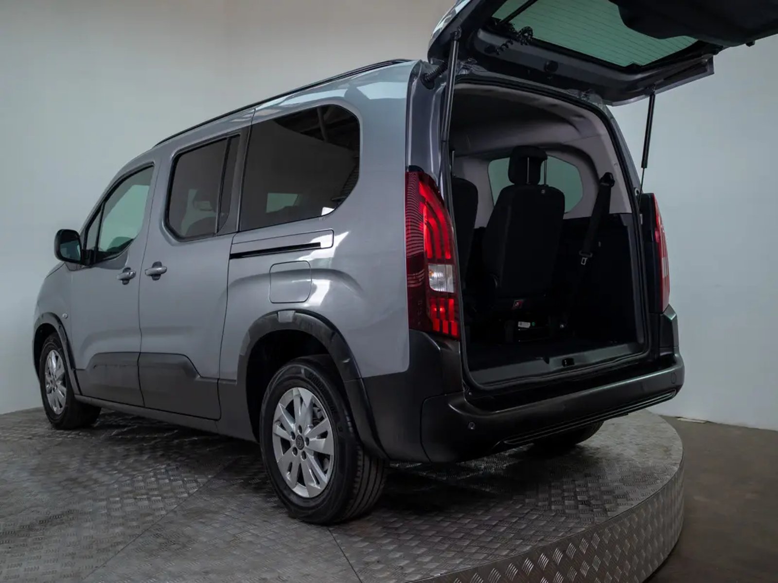 PEUGEOT RIFTER 2025 - Imagen 6 de 17