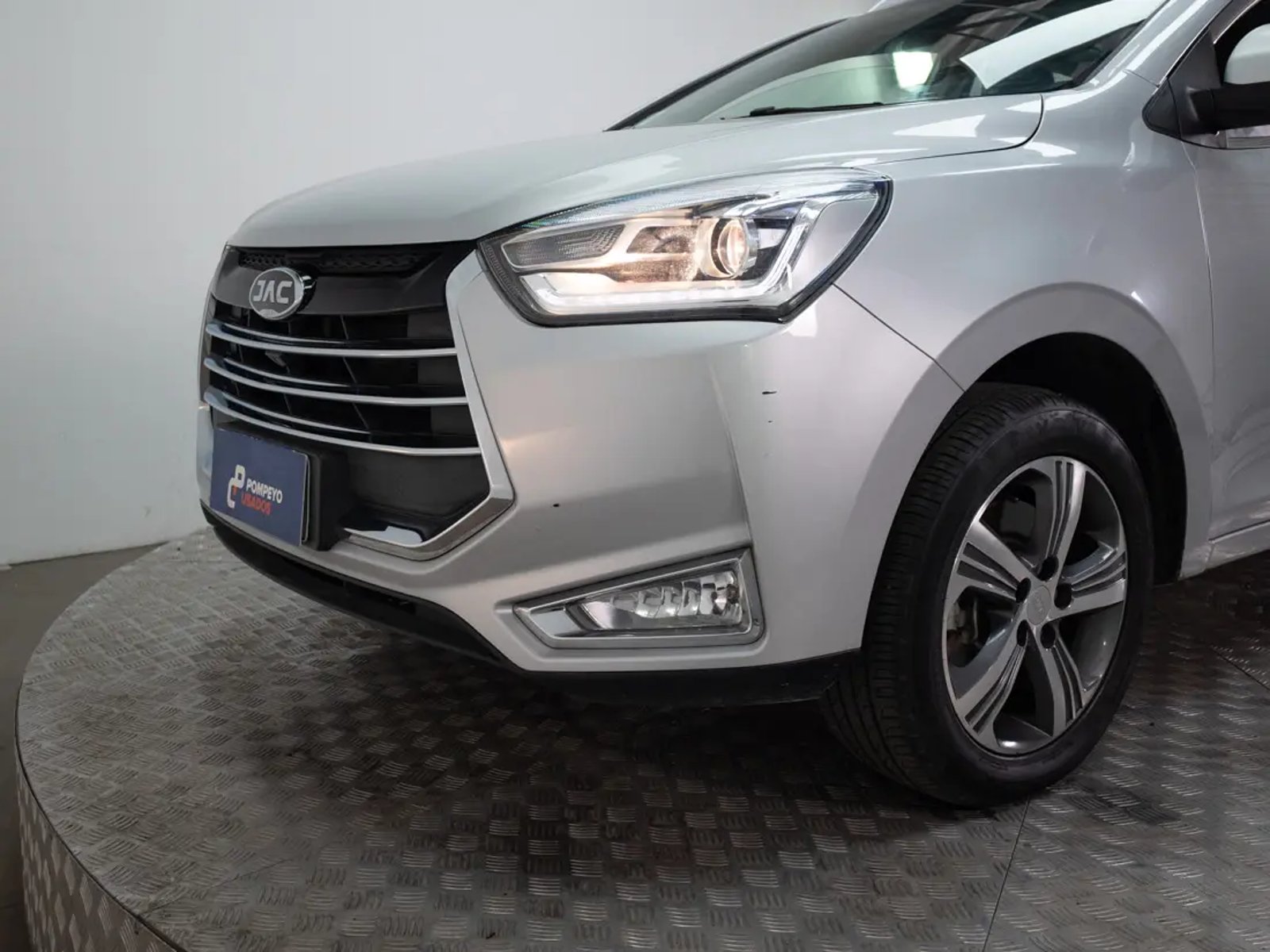 JAC S2 2023 - Imagen 10 de 17