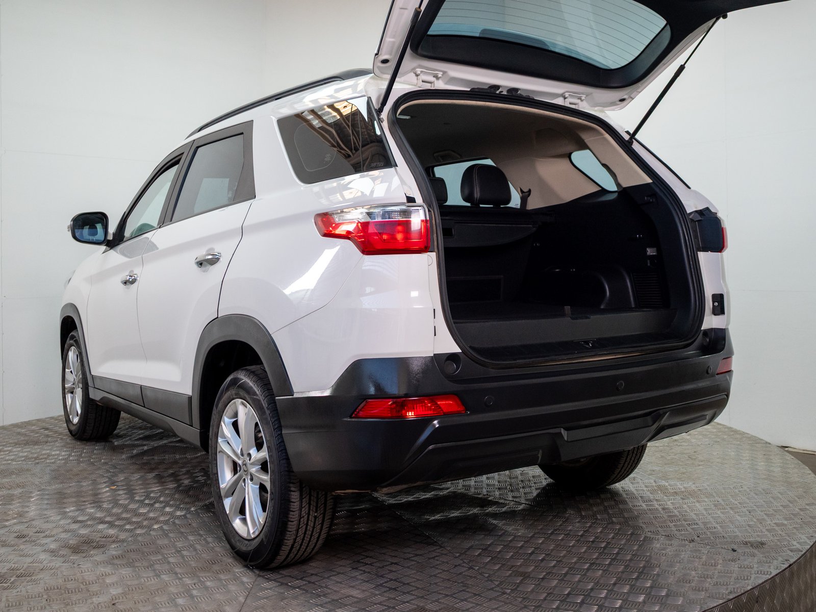 DFSK SUV 560 2023 - Imagen 5 de 18