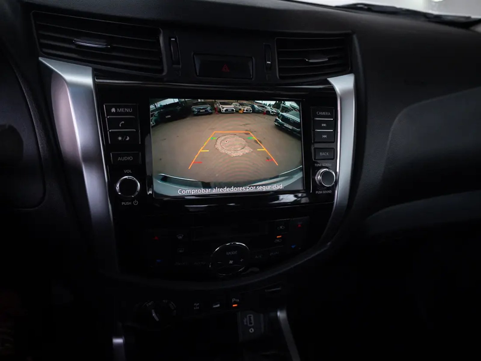 Nissan NAVARA 2024 - Imagen 15 de 15