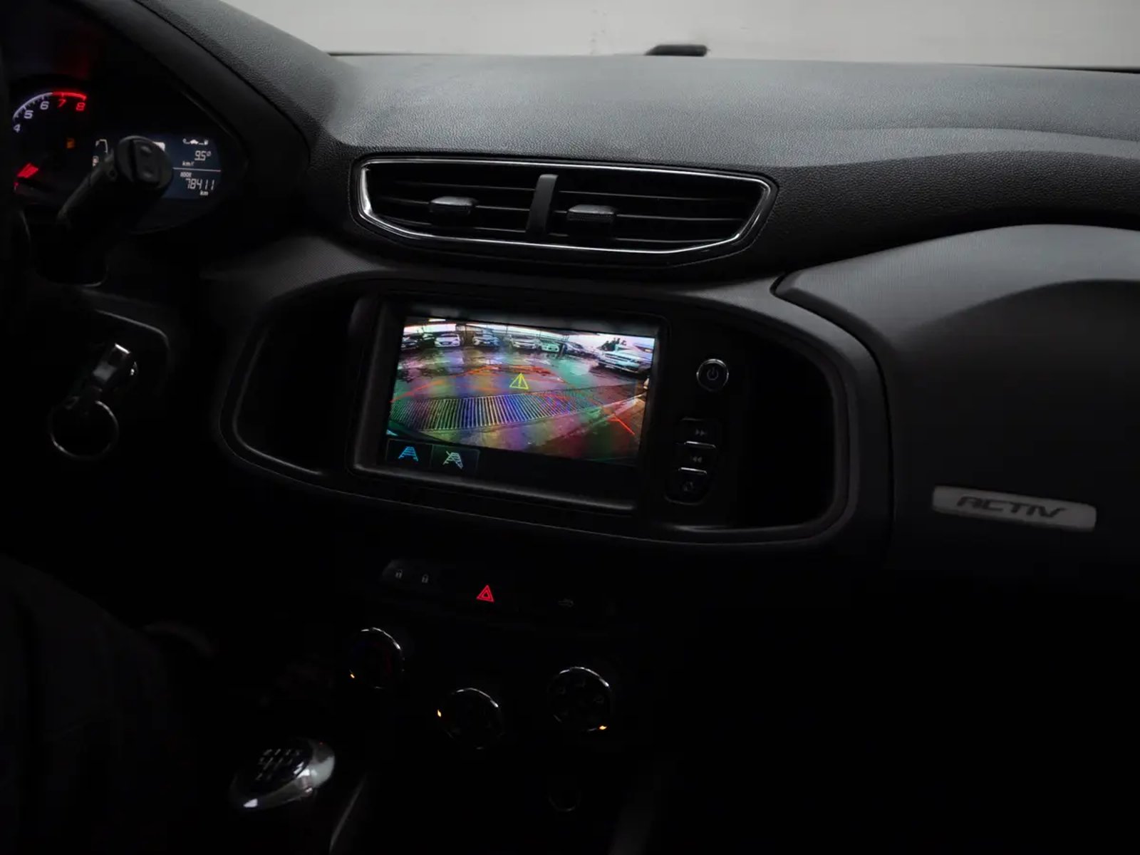 Chevrolet ONIX 2019 - Imagen 11 de 17
