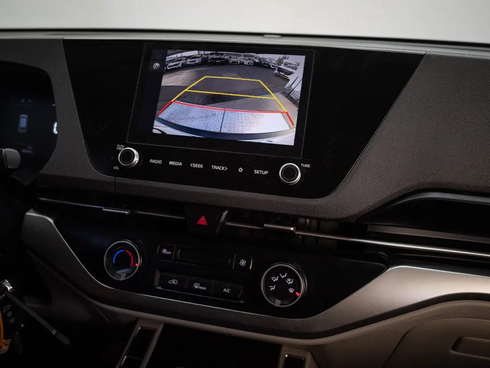Kia CARENS 2023 - Imagen 20 de 20