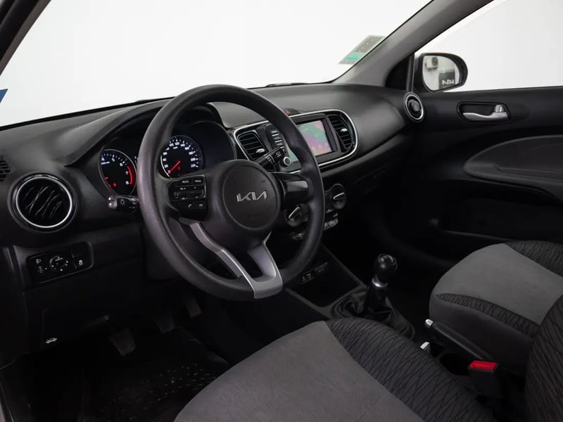Kia SOLUTO 2024 - Imagen 11 de 20