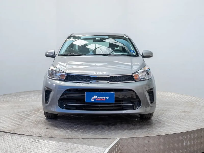 Kia SOLUTO 2024 - Imagen 3 de 20