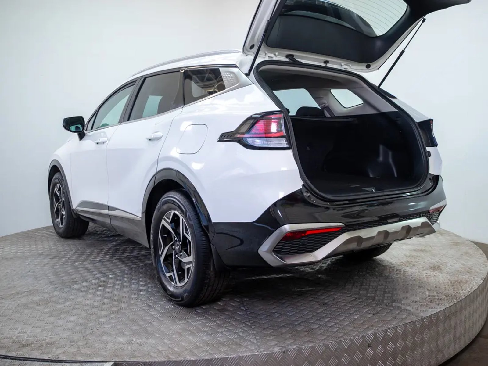 Kia SPORTAGE 2022 - Imagen 10 de 19