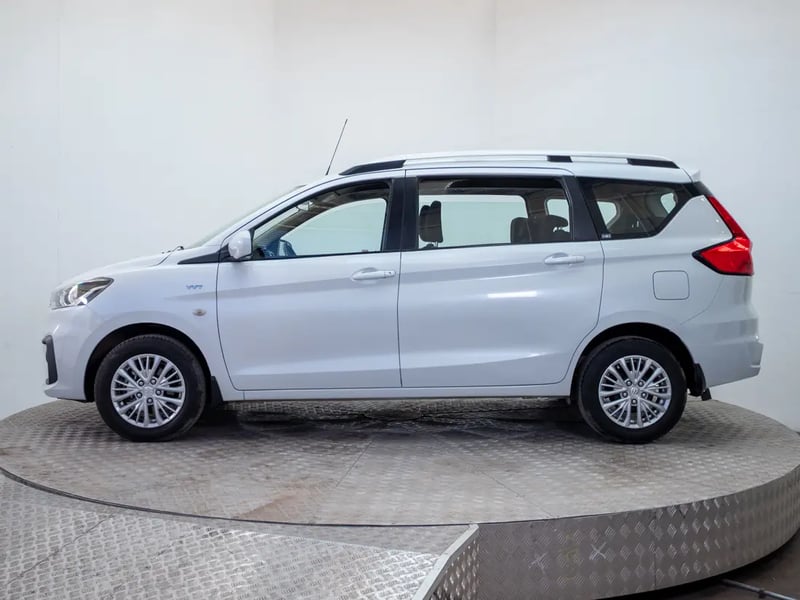 Suzuki ERTIGA 2022 - Imagen 4 de 17