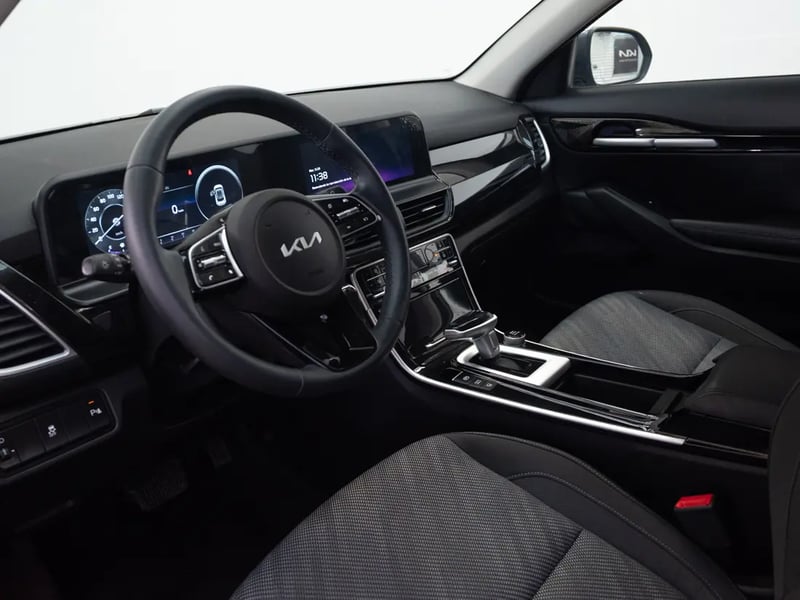 Kia SELTOS 2024 - Imagen 11 de 20