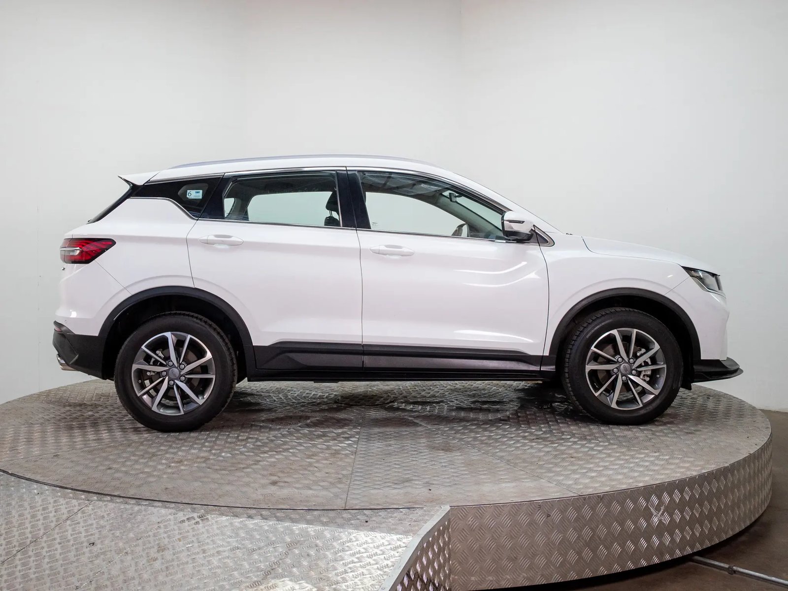 GEELY COOLRAY 2022 - Imagen 9 de 20