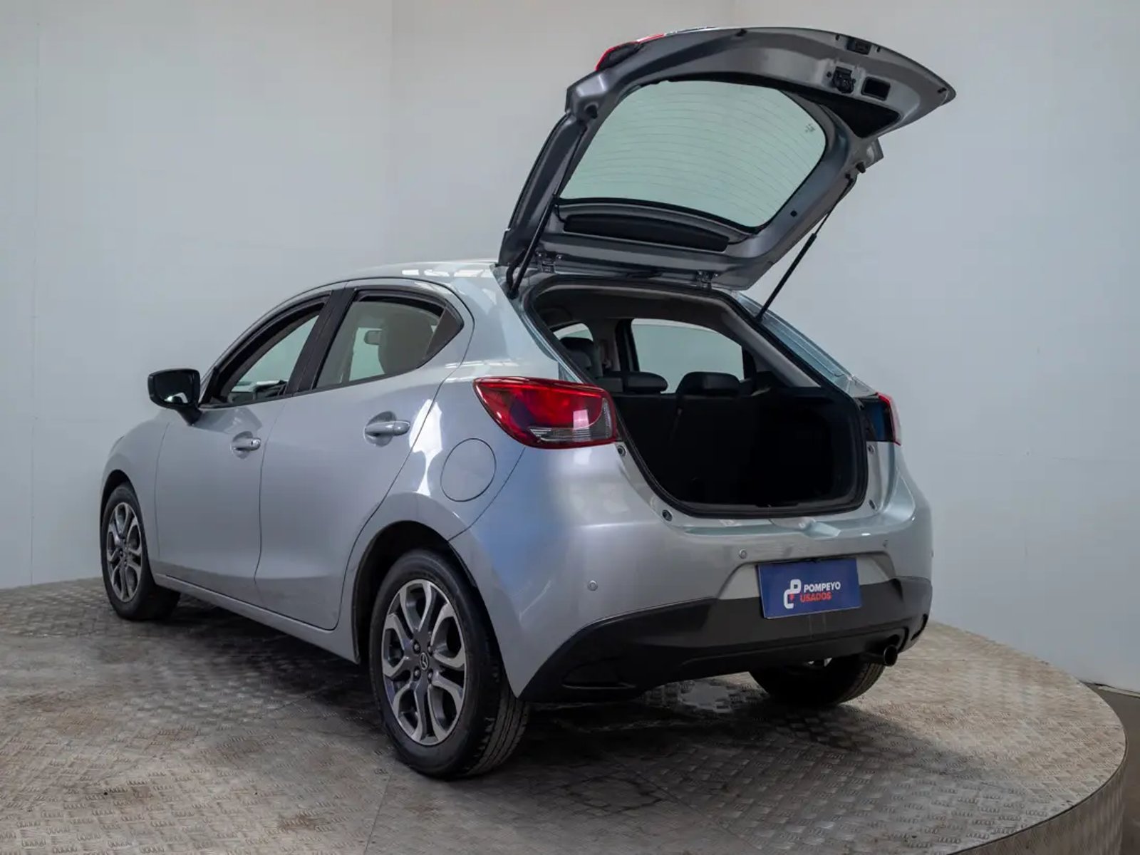 Mazda 2 2019 - Imagen 10 de 20