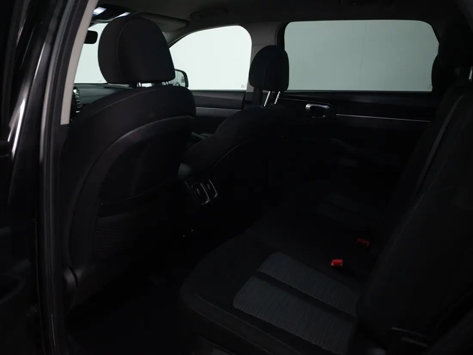 Kia SORENTO 2023 - Imagen 16 de 20