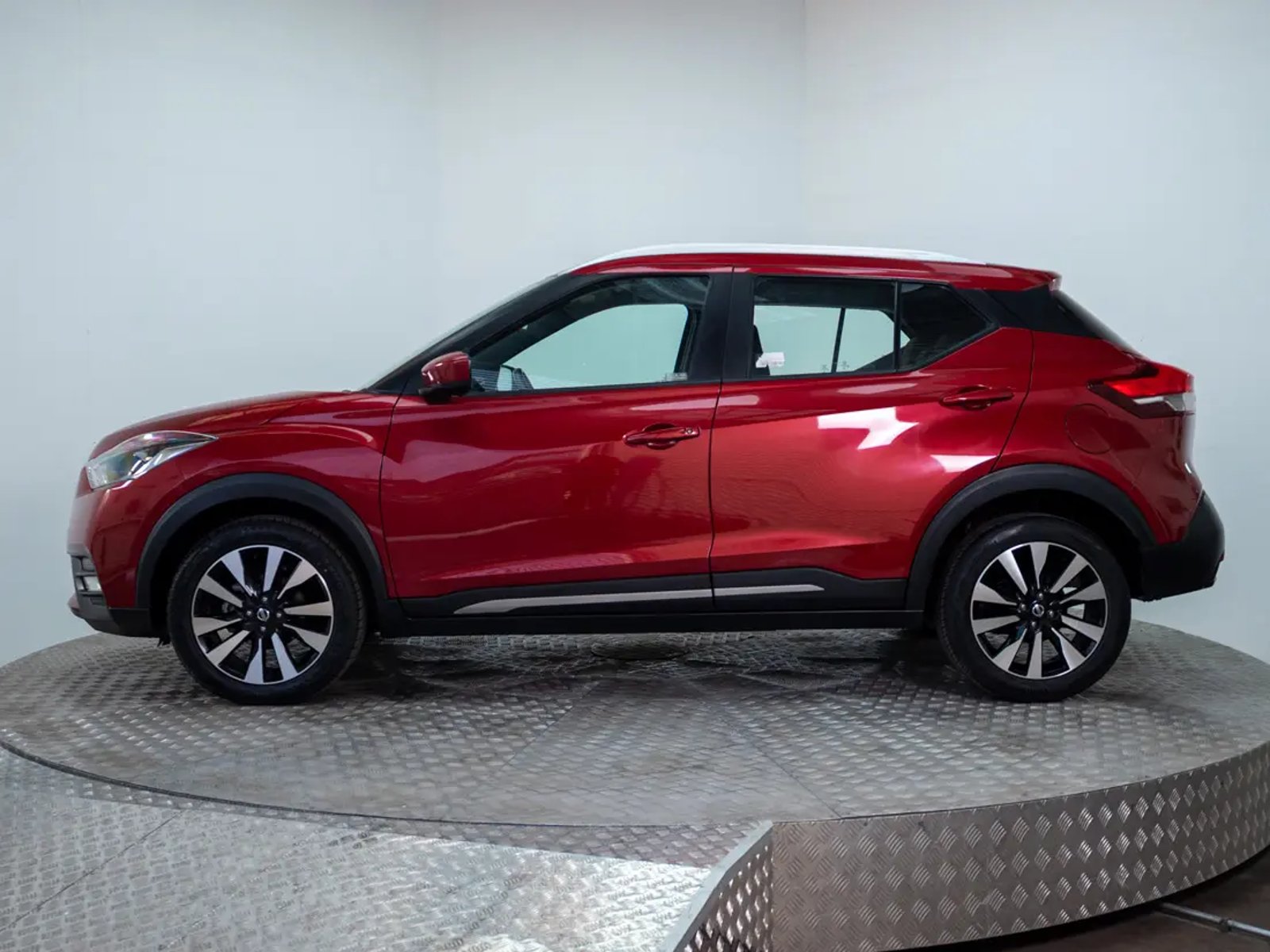 NISSAN KICKS 2019 - Imagen 11 de 18