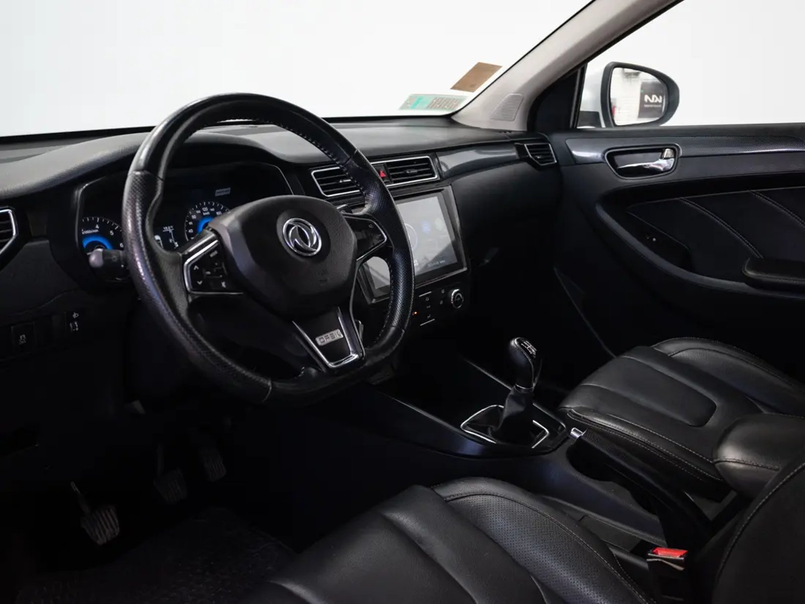 Dongfeng SUV 580 2024 - Imagen 11 de 20