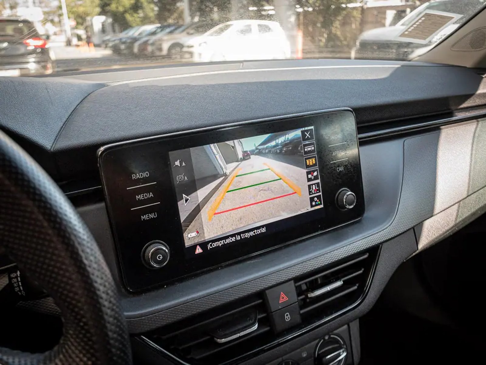 SKODA KAMIQ 2023 - Imagen 17 de 17