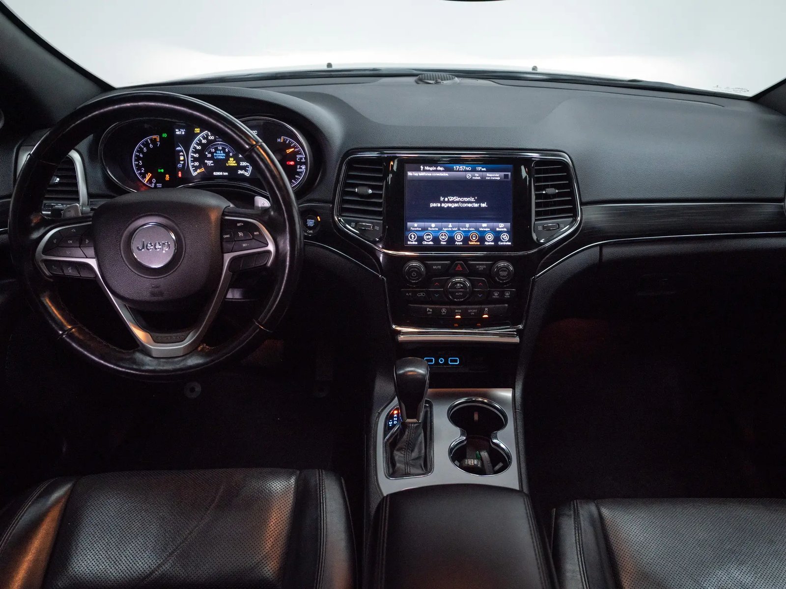 Jeep GRAND CHEROKEE 2021 - Imagen 15 de 18