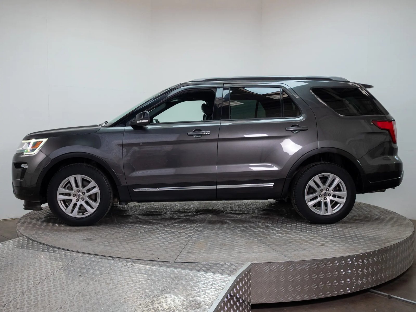 Ford EXPLORER 2019 - Foto 4 de 20