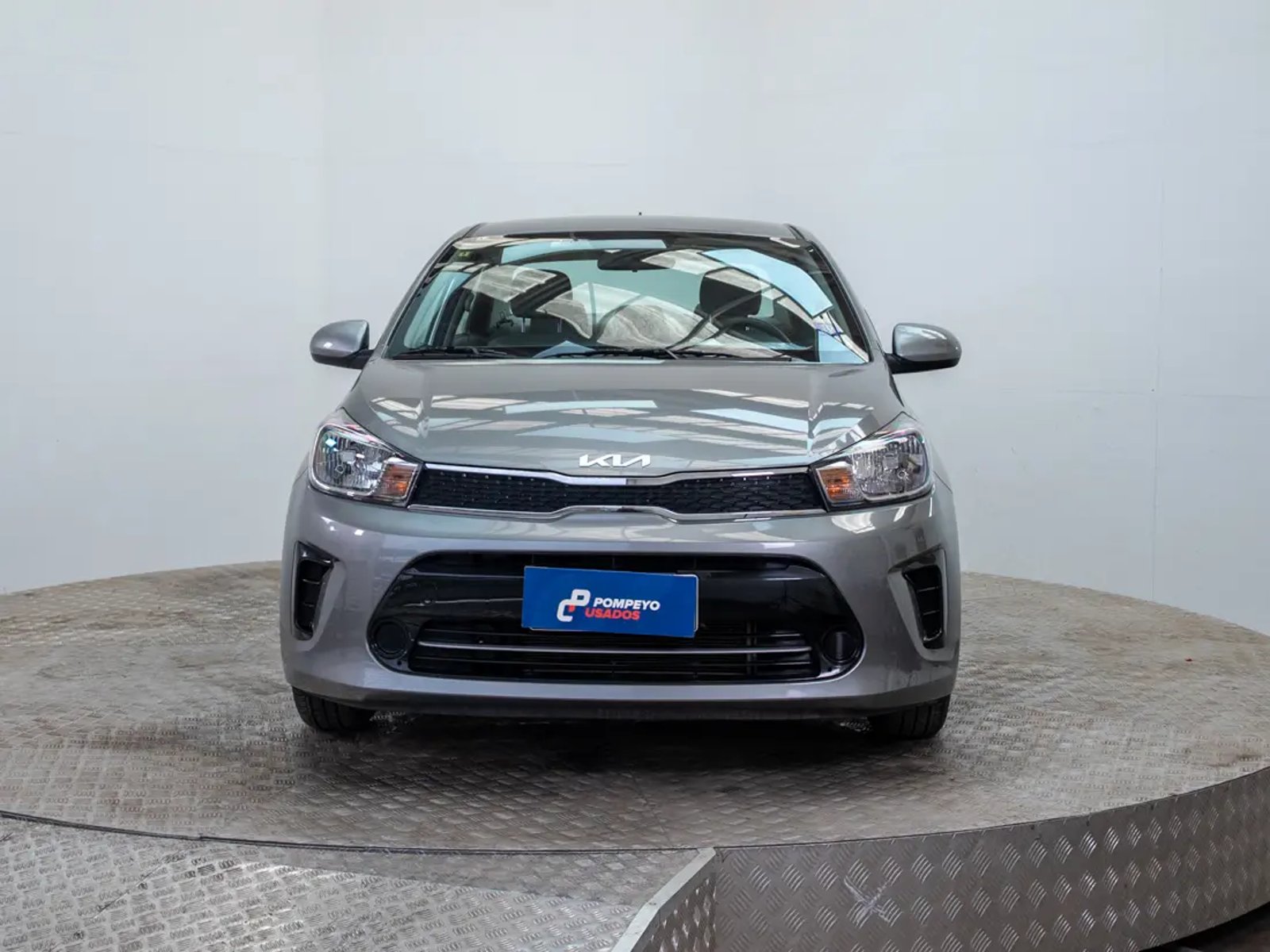 Kia SOLUTO 2024 - Foto 2 de 20