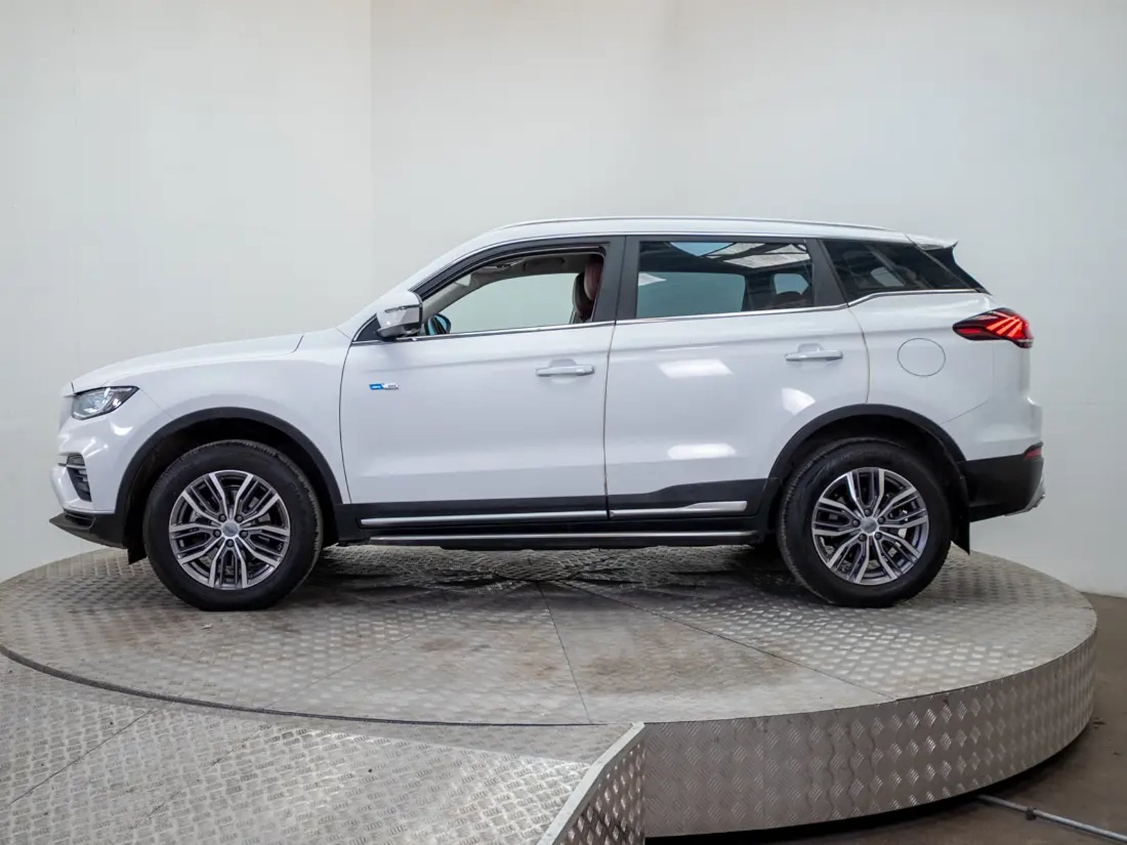 Geely AZKARRA 2023 - Foto 4 de 19