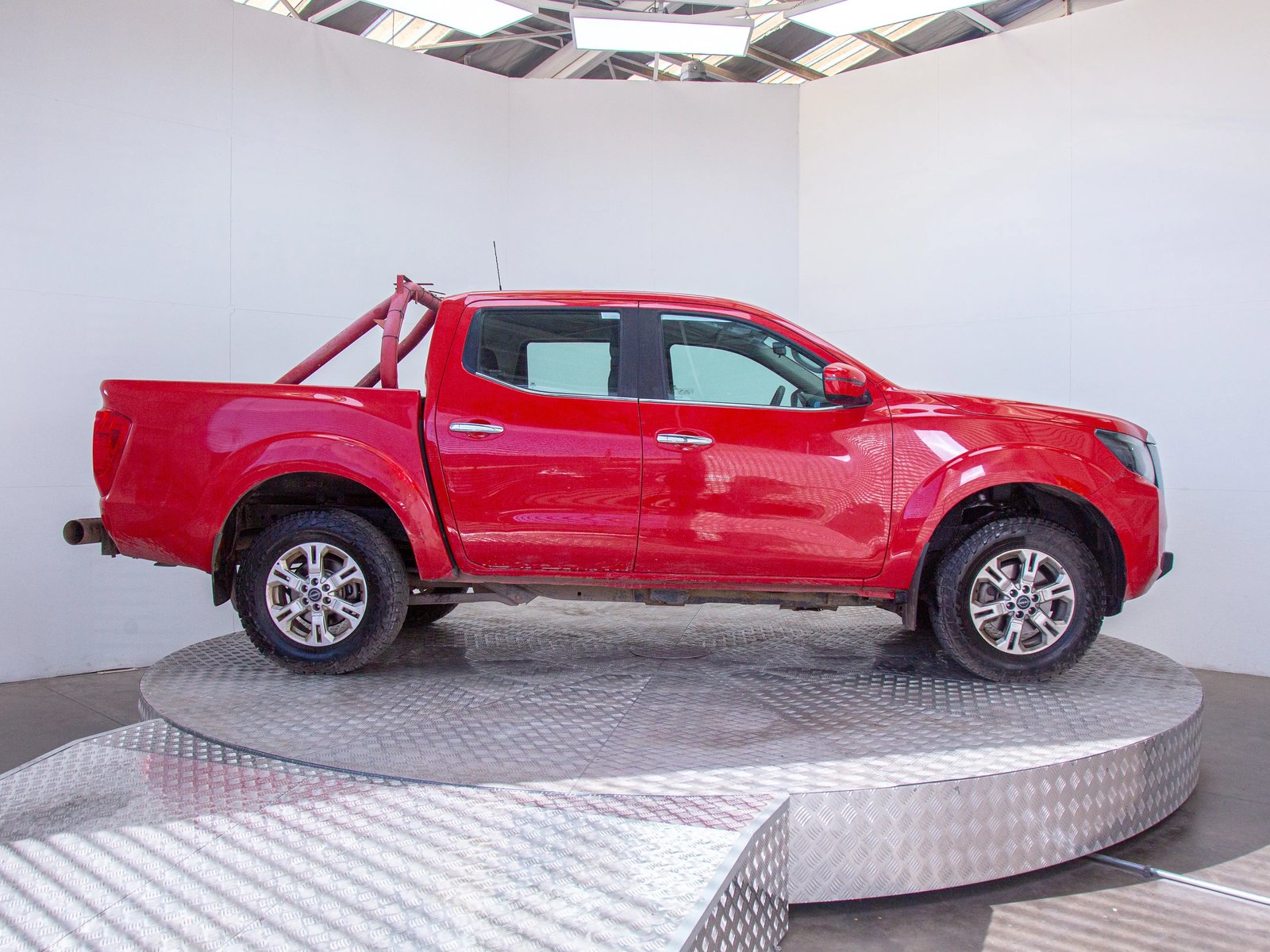 NISSAN NAVARA 2024 - Imagen 8 de 14