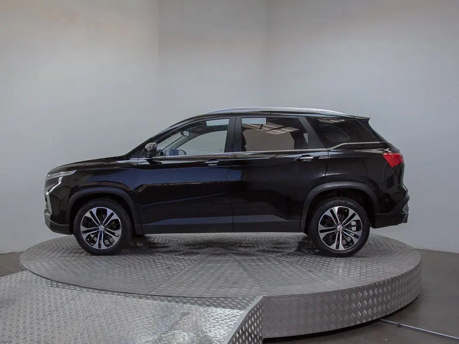 CHEVROLET CAPTIVA 2022 - Imagen 3 de 16