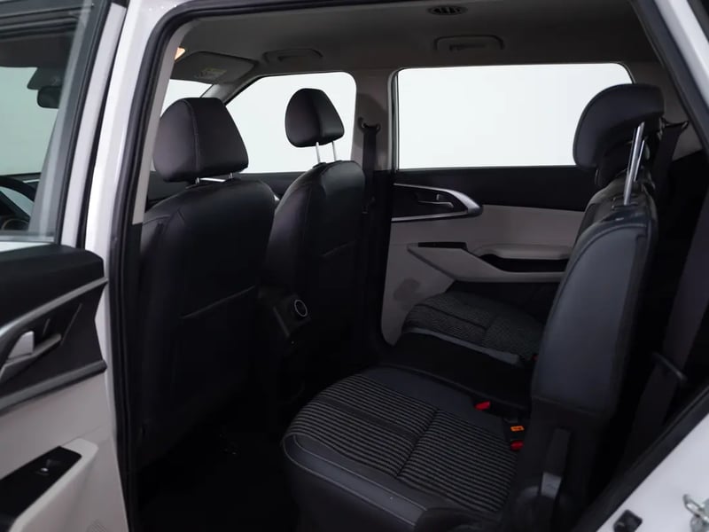 Kia CARENS 2025 - Imagen 14 de 20