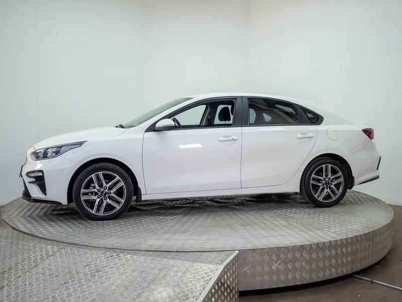 Kia CERATO 2019 - Imagen 4 de 19