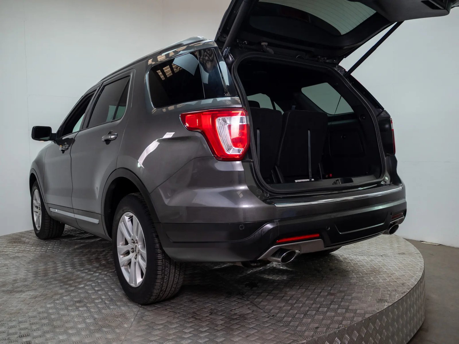 FORD EXPLORER 2019 - Imagen 9 de 18