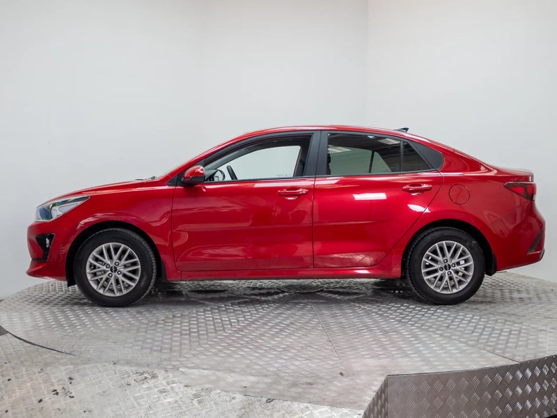 Kia RIO 4 2022 - Imagen 4 de 19